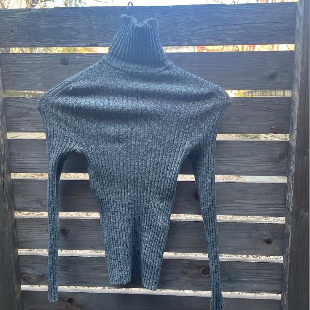 Giu Giu nonna turtleneck